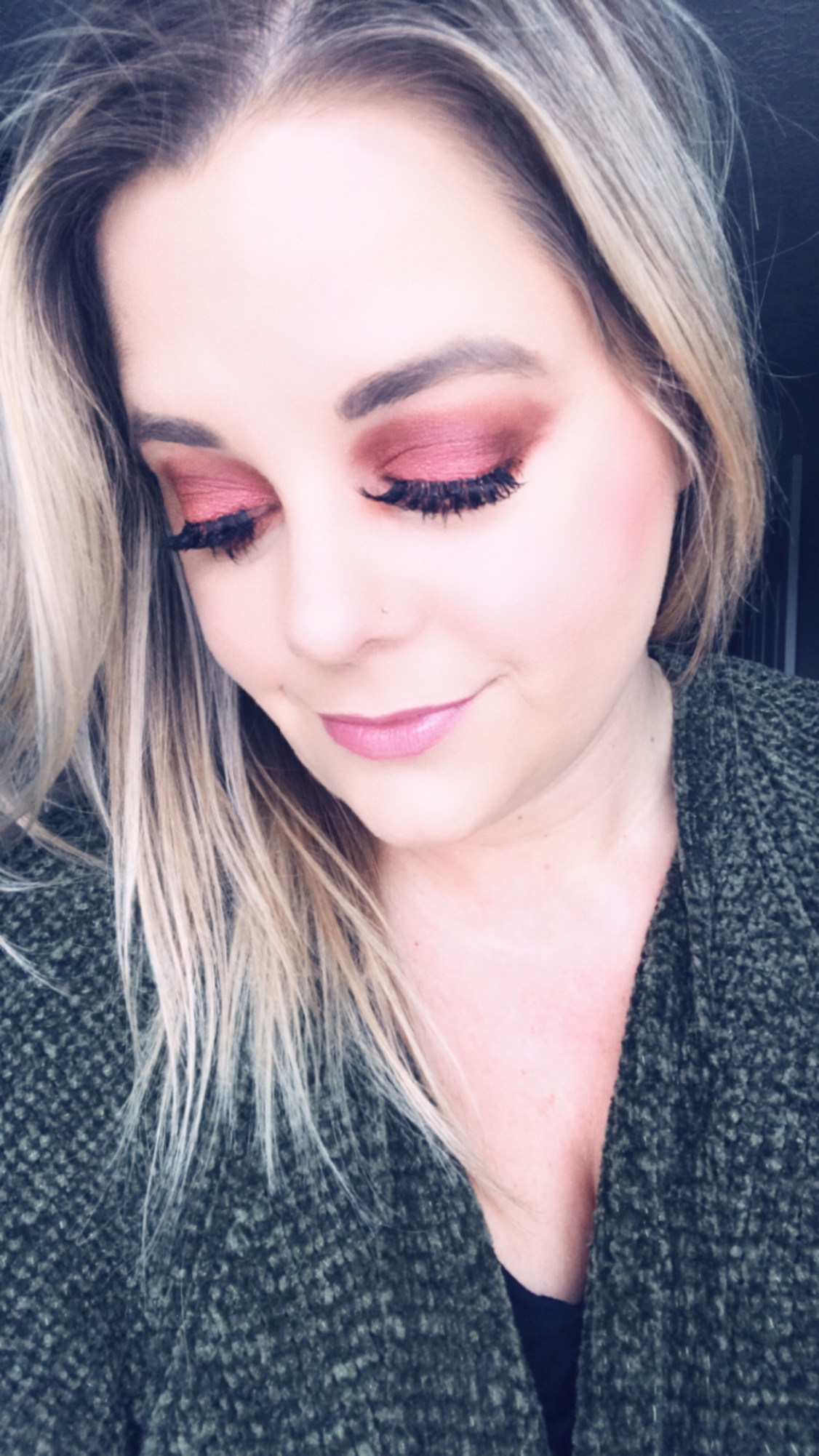 Sweet Tea & Hydrangeas Cranberry Makeup Look